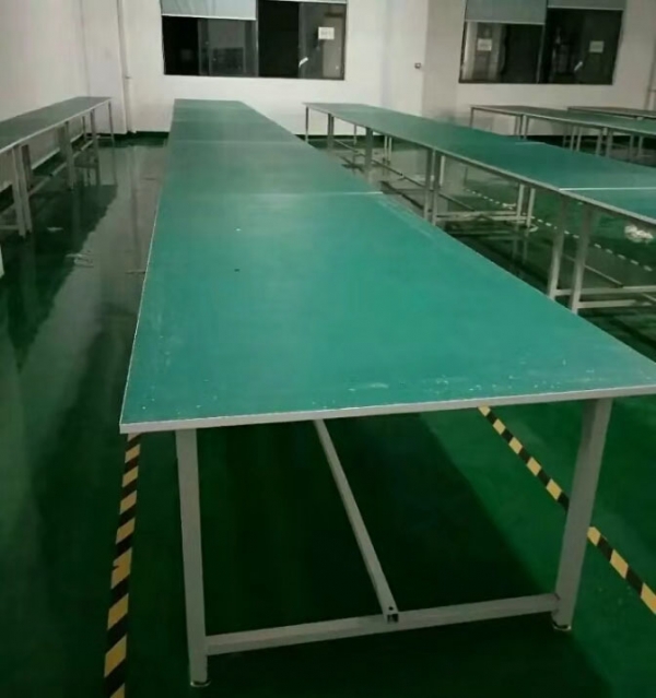 雙邊操作臺
