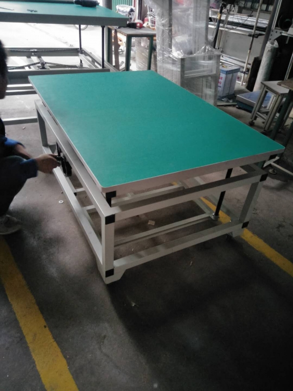 深圳升降工作臺(tái)廠家